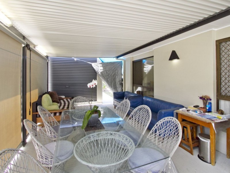 67 Nicklin Way, Warana QLD 4575