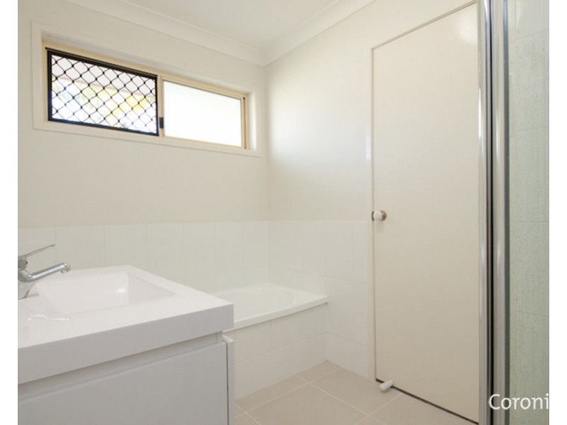 6 Donegal Court, Little Mountain QLD 4551
