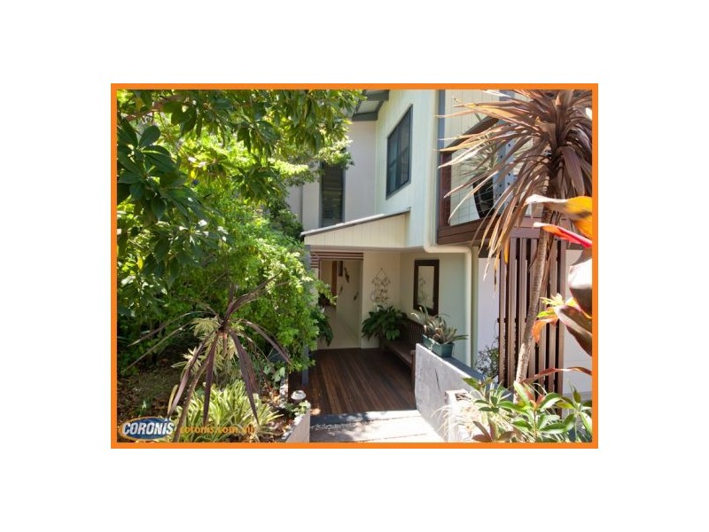 13 Lyon Street, Dicky Beach QLD 4551