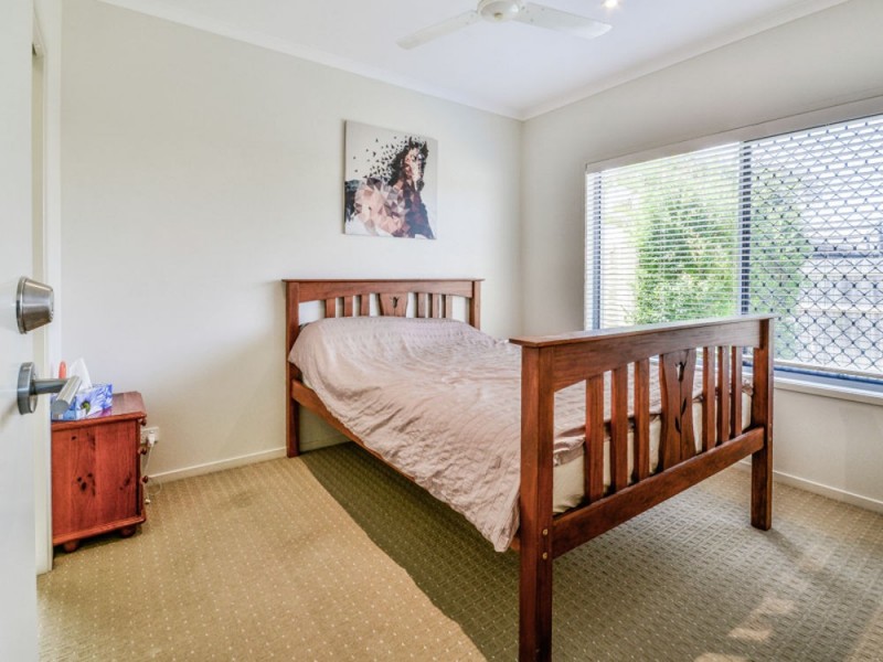 5 Wheeler Crescent, Caloundra West QLD 4551