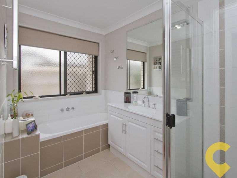 23 Elvena Circuit, Little Mountain QLD 4551