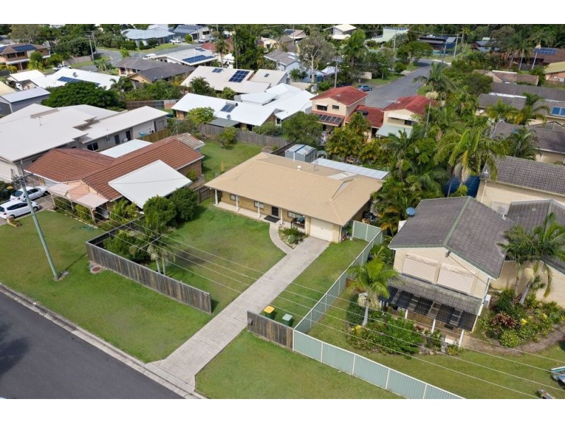 22 Lawley Street, Dicky Beach QLD 4551