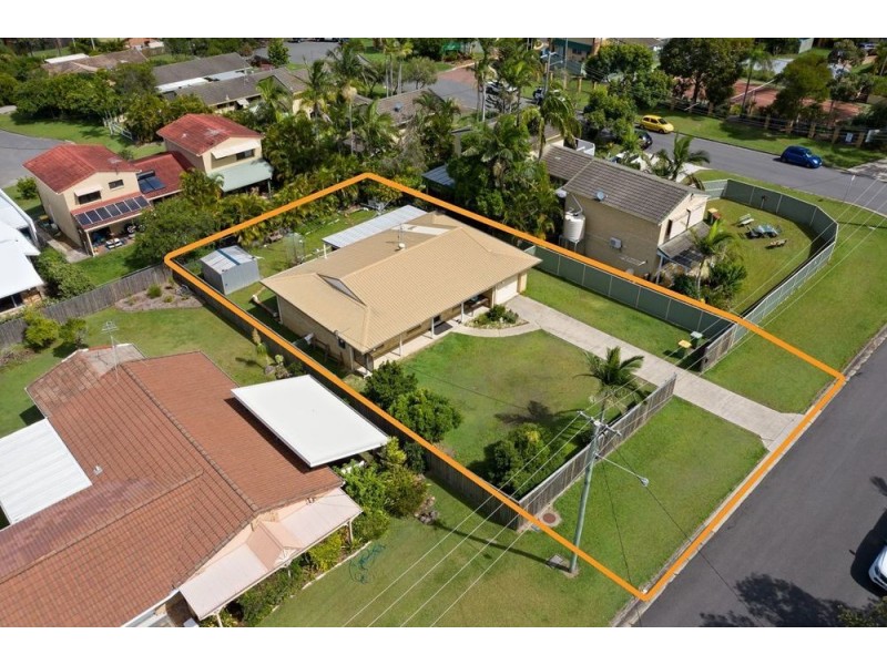 22 Lawley Street, Dicky Beach QLD 4551