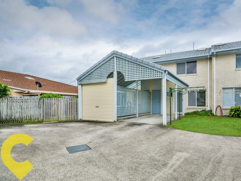 2/2 Orama Avenue, Caloundra QLD 4551