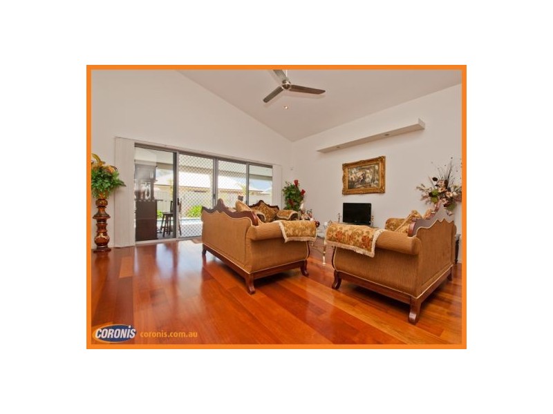 4 Flitcroft Place, Pelican Waters QLD 4551