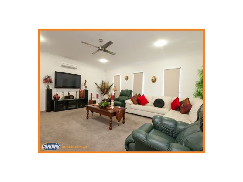 4 Flitcroft Place, Pelican Waters QLD 4551