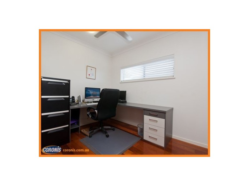 4 Flitcroft Place, Pelican Waters QLD 4551