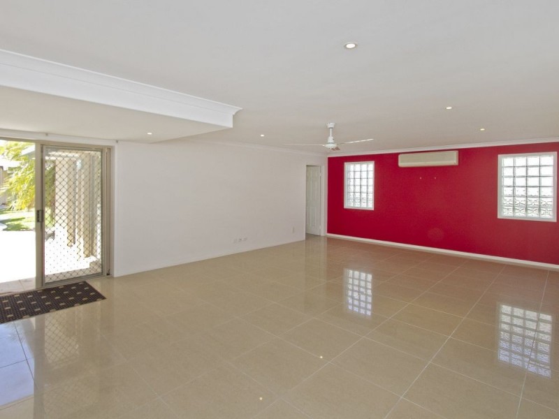 17 Parklands Boulevard, Little Mountain QLD 4551