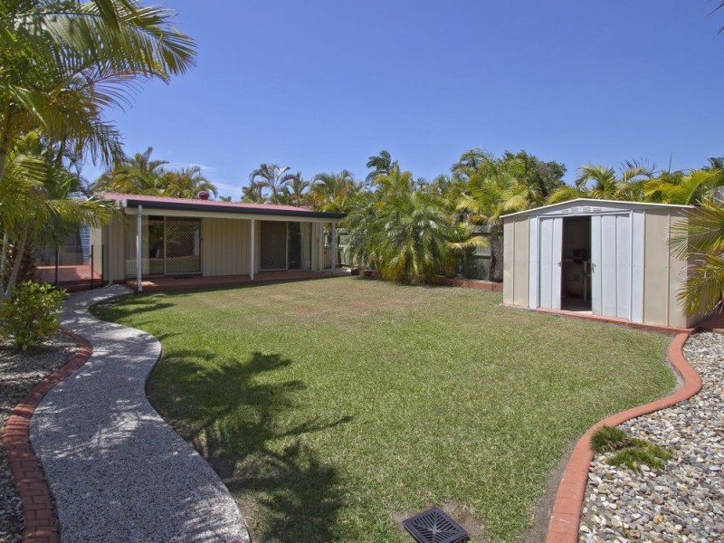 17 Parklands Boulevard, Little Mountain QLD 4551