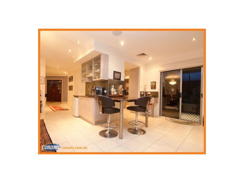 50 Kalowendha Avenue, Pelican Waters QLD 4551