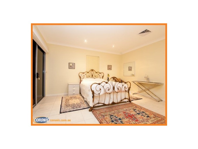 50 Kalowendha Avenue, Pelican Waters QLD 4551