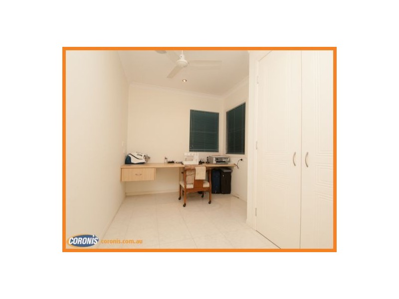 50 Kalowendha Avenue, Pelican Waters QLD 4551