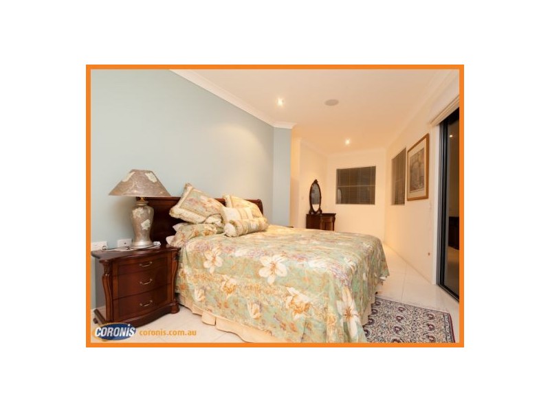 50 Kalowendha Avenue, Pelican Waters QLD 4551