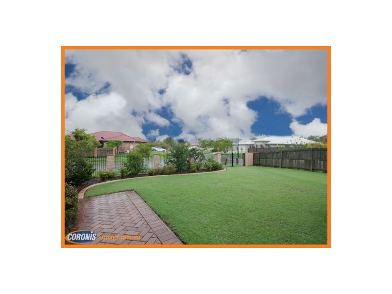 33 Undanbi Place, Pelican Waters QLD 4551