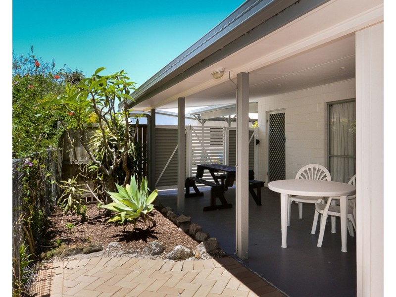 2/12 Holt Street, Currimundi QLD 4551