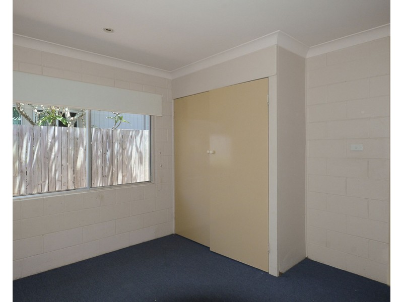 2/12 Holt Street, Currimundi QLD 4551