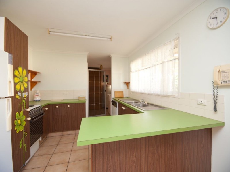 26 Browning Boulevard, Battery Hill QLD 4551