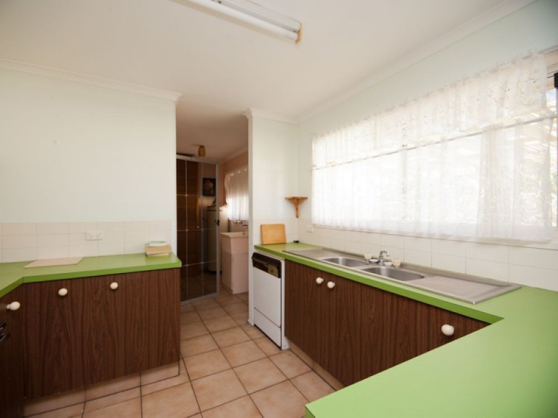 26 Browning Boulevard, Battery Hill QLD 4551