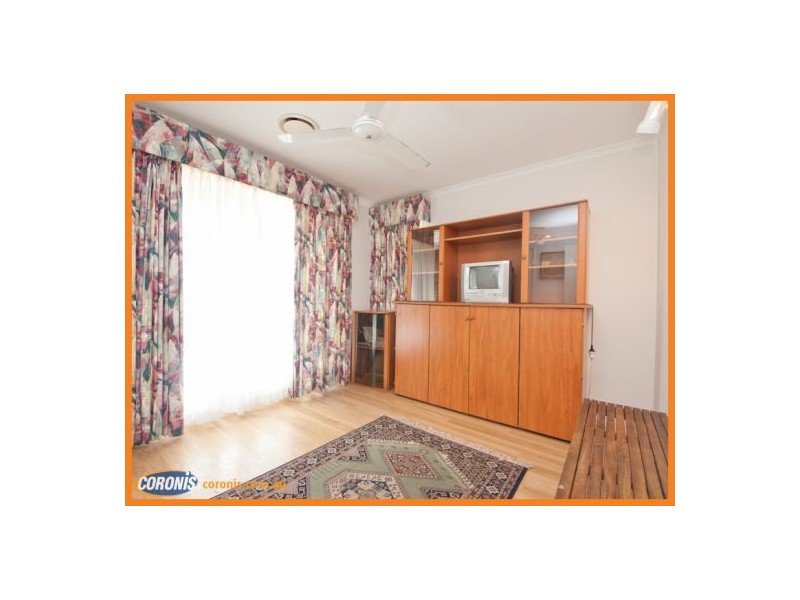 8 Stirling Castle Court, Pelican Waters QLD 4551