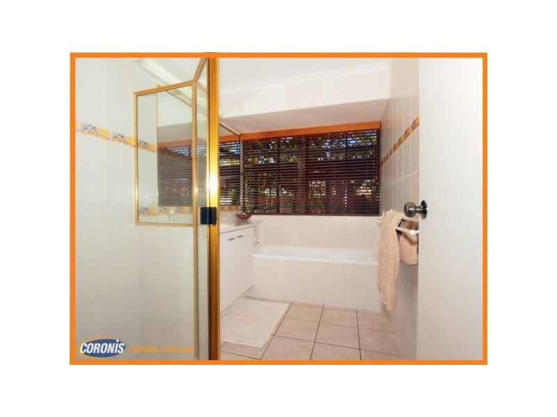 5 Otter Court, Pelican Waters QLD 4551