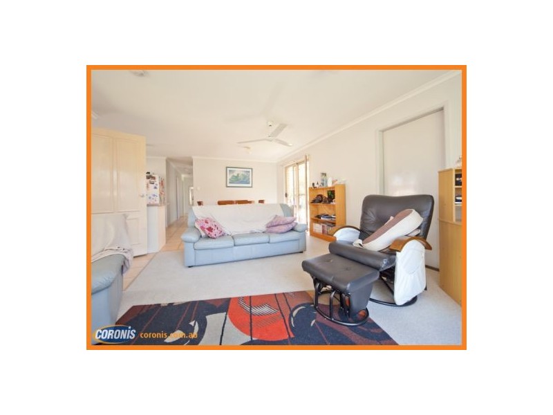 18 St Helena Street, Little Mountain QLD 4551