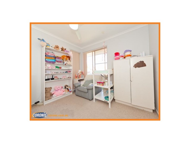 18 St Helena Street, Little Mountain QLD 4551