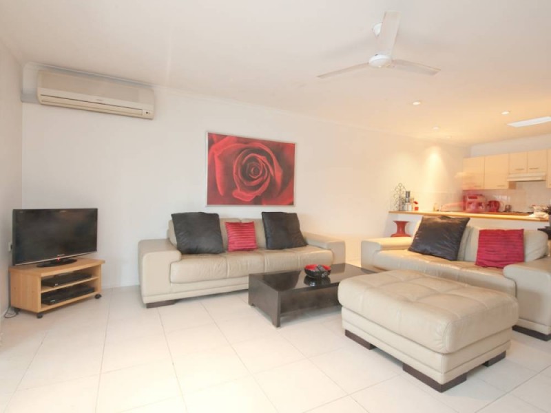 287/6 Melody Court, Warana QLD 4575