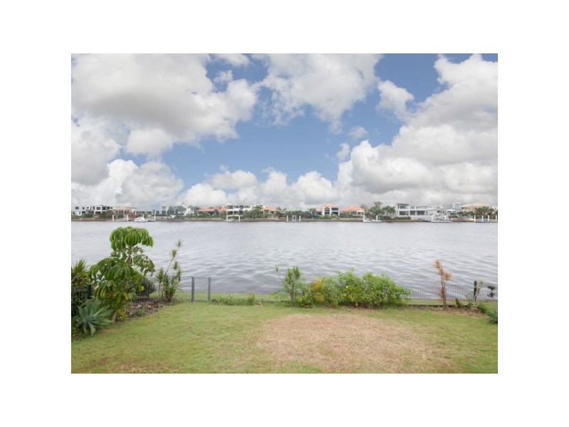 287/6 Melody Court, Warana QLD 4575