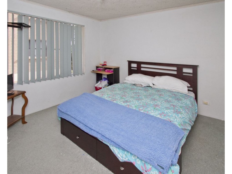 1/58 Esplanade, Golden Beach QLD 4551