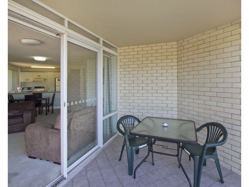 1/58 Esplanade, Golden Beach QLD 4551