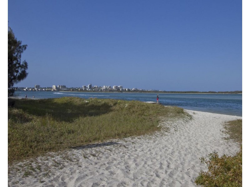 1/58 Esplanade, Golden Beach QLD 4551