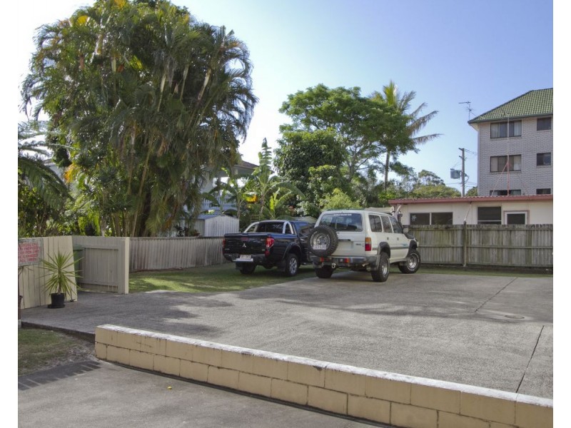 1/58 Esplanade, Golden Beach QLD 4551