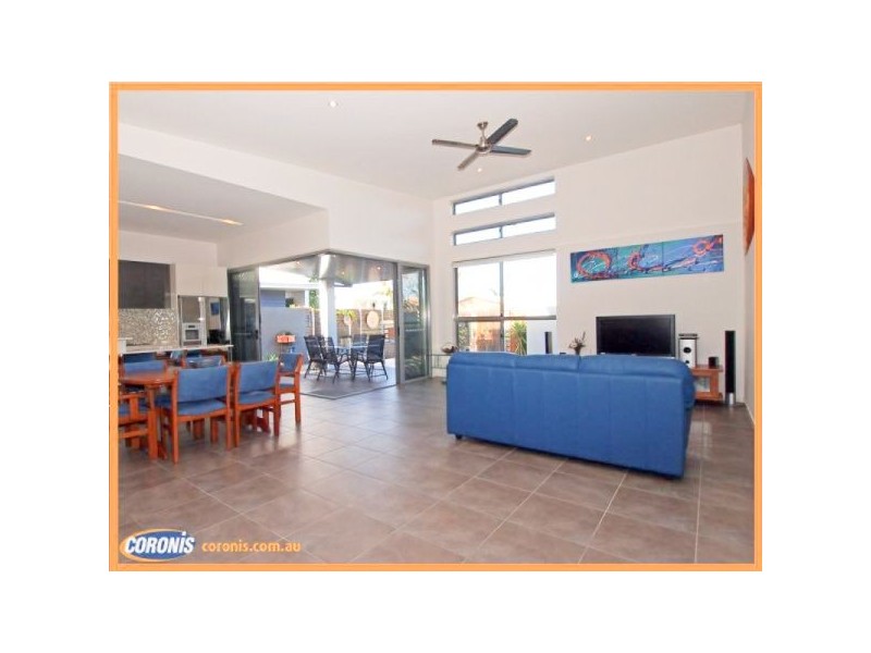 4 Rosella Street, Parrearra QLD 4575