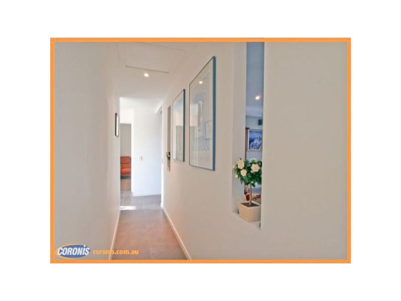 4 Rosella Street, Parrearra QLD 4575