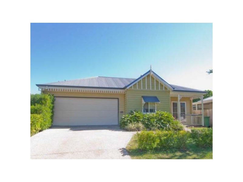 5 Irving Place, Sippy Downs QLD 4556