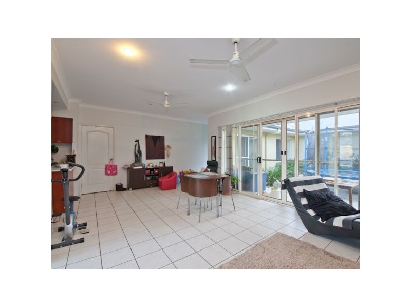 5 Irving Place, Sippy Downs QLD 4556