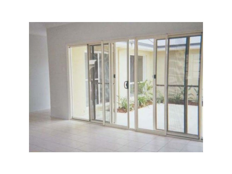 5 Irving Place, Sippy Downs QLD 4556