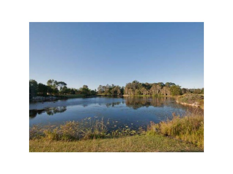 5 Irving Place, Sippy Downs QLD 4556