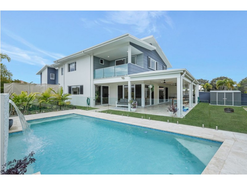 7 Webb Ellis Court, Pelican Waters QLD 4551