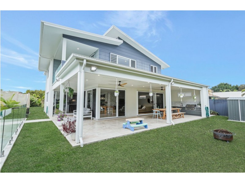 7 Webb Ellis Court, Pelican Waters QLD 4551