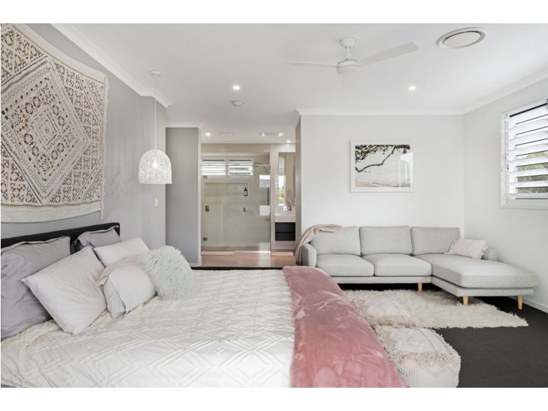 7 Webb Ellis Court, Pelican Waters QLD 4551