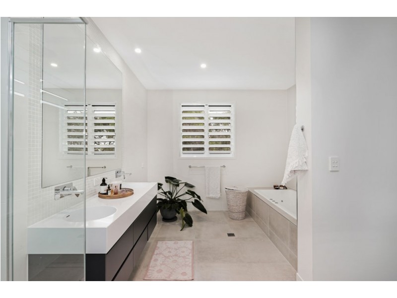 7 Webb Ellis Court, Pelican Waters QLD 4551