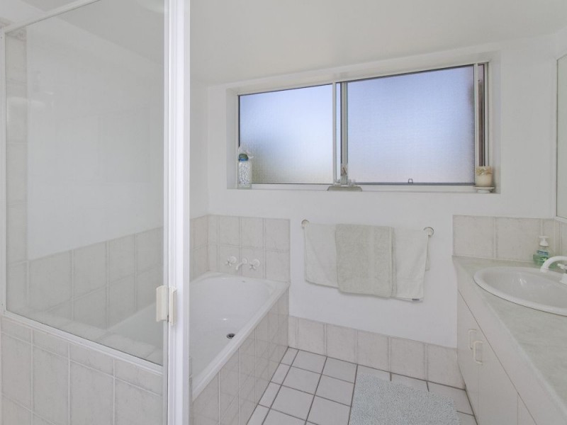 8/145 Lowanna Drive, Buddina QLD 4575