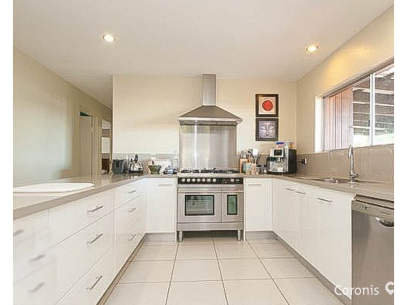 2 Albatross Avenue, Aroona QLD 4551