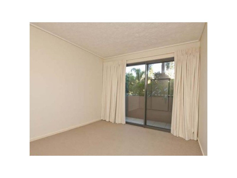 7/4 Grand Parade, Parrearra QLD 4575