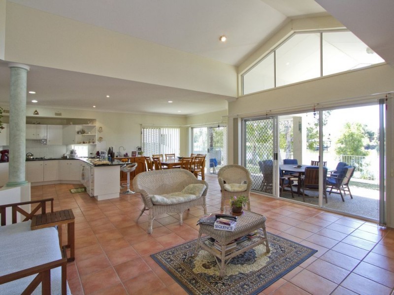 4 Northlake Crescent, Sippy Downs QLD 4556