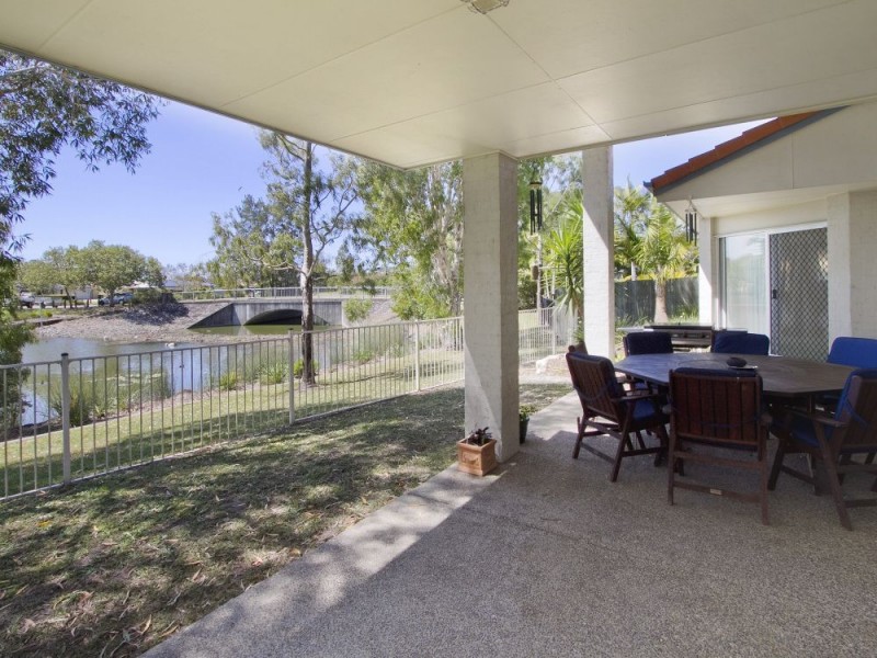 4 Northlake Crescent, Sippy Downs QLD 4556