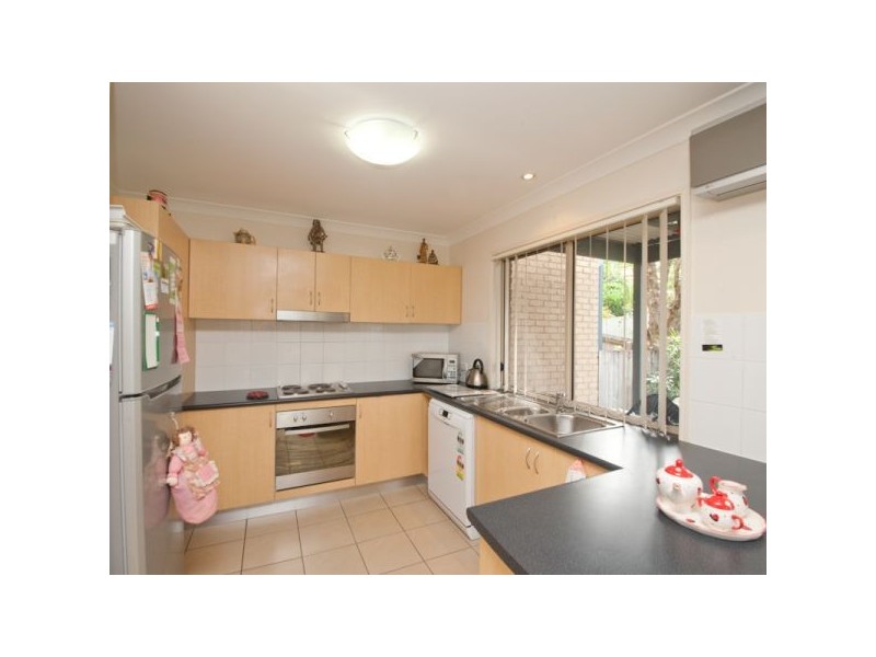 2/76a Carter Road, Nambour QLD 4560