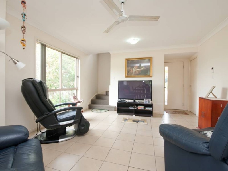 2/76a Carter Road, Nambour QLD 4560