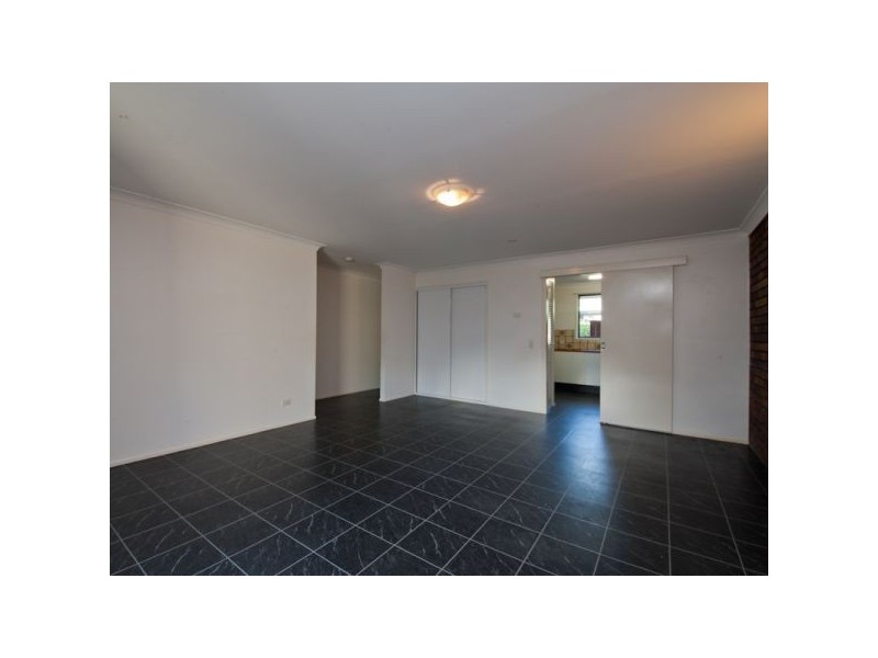 1/3 Ambako Place, Golden Beach QLD 4551